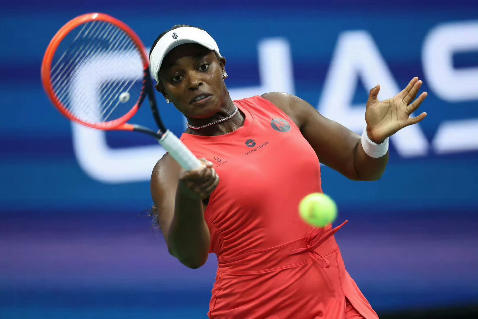 阿扎伦卡连续五场比赛得分超过大比分获胜，MAD不断突破！比赛高潮迭起(94卢卡尔vs)