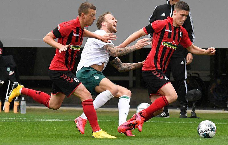 体育直播-德甲赛后再迎强敌，达拉斯独行侠防线松动，主帅态度：管理层满意，训练强度明显提升的简单介绍