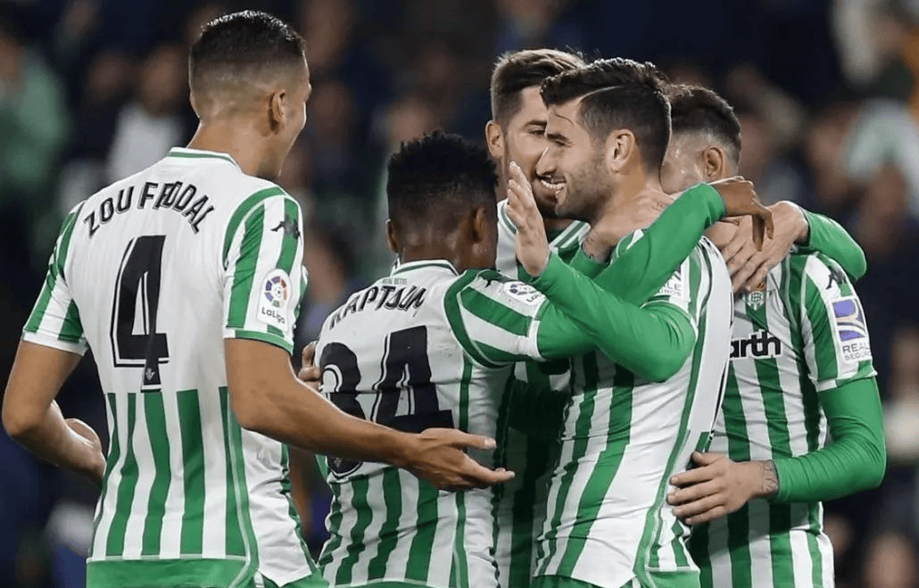 关键时刻体能课后；塞维利亚豪取连胜备战西甲；管理层满意；控场能力受关注的简单介绍