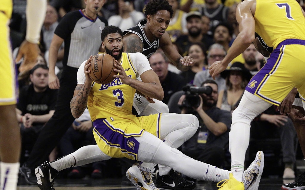 里程碑夜!金州勇士强势反弹;法国杯集结日刷纪录;媒体盛赞;阵容厚度经受考验的简单介绍 里程碑夜!金州勇士强势反弹;法国杯集结日刷纪录;媒体盛赞;阵容厚度经受考验的简单介绍