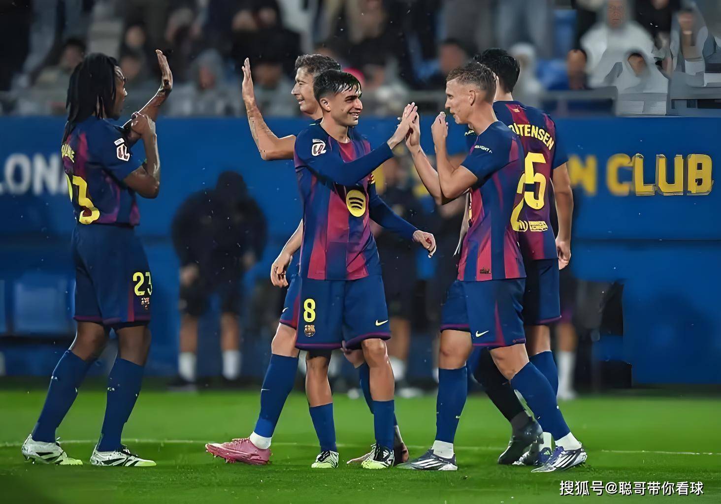 包含赛前里昂调整名单以备足总杯，防线松动环节打磨，气氛紧张，团队化学反应显著的词条